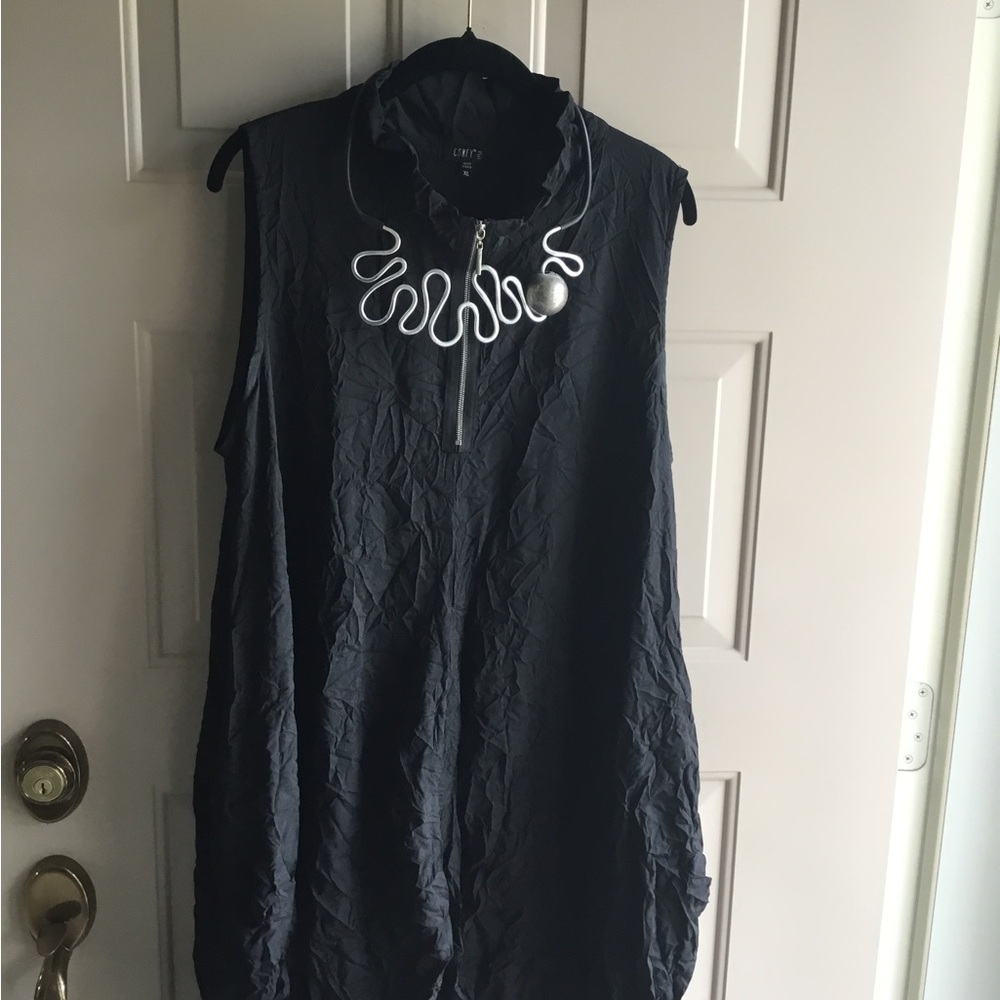 Aluminum artsy necklace from designer in CA. Dress sold separately. NWT